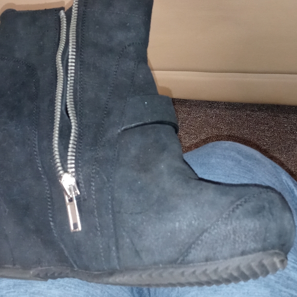 Rick Owens Men's Wedge Boots - Picture 6 of 12